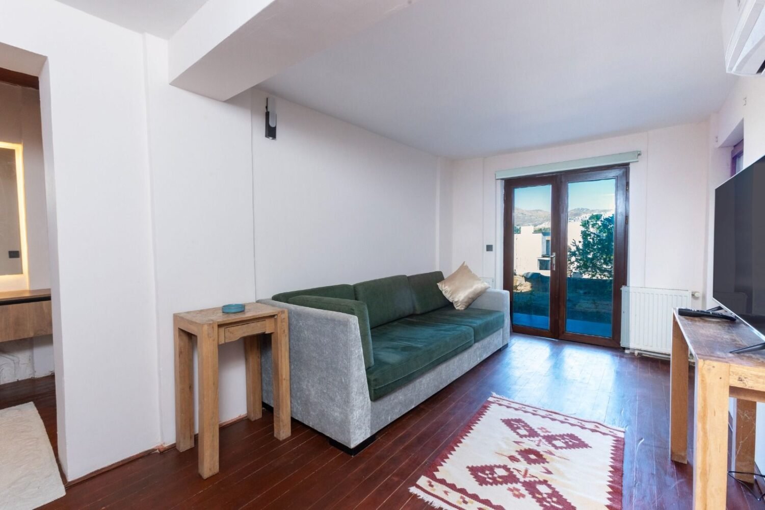 Studio 374 Mavi – Oturma odası · Kadıkalesi, Gümüşlük, Bodrum